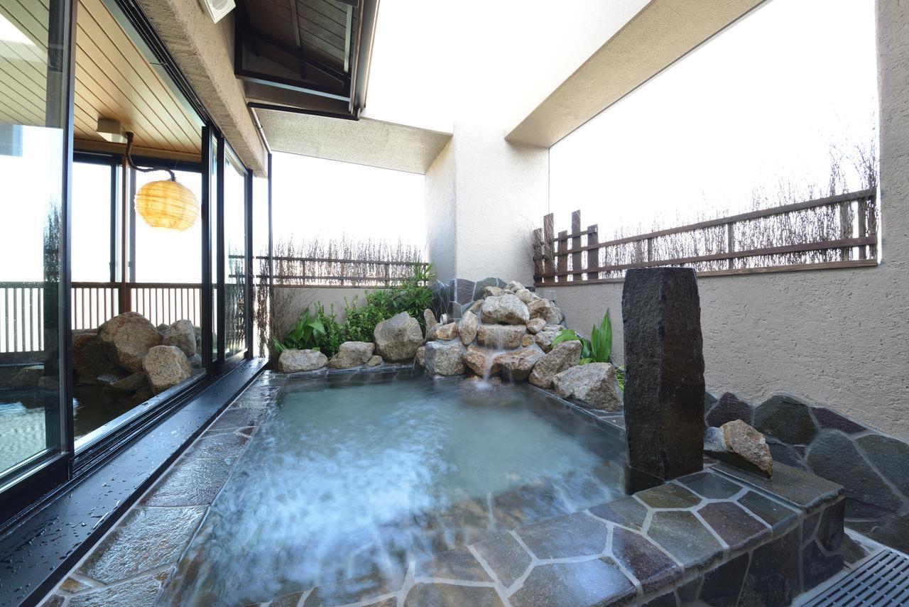 Dormy Inn Takamatsu Chuo Koenmae Natural Hot Spring Exteriör bild